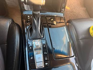 2 8: Kia Cadenza: 2019 г., 3 л, Автомат, Газ, Седан — 2