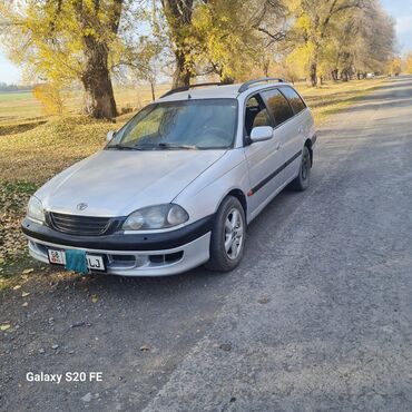 Toyota: Toyota Avensis: 2000 г., 1.8 л, Механика, Бензин, Минивэн