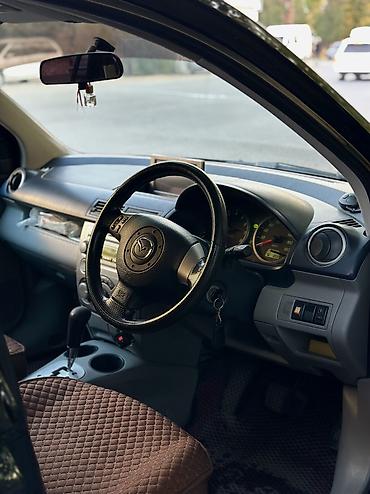 mazda 121: Mazda Demio: 2002 г., 1.5 л, Автомат, Бензин, Хэтчбэк — 5
