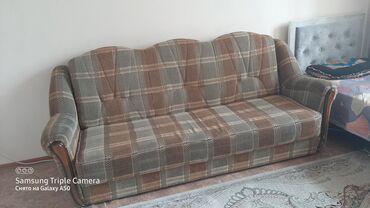 диван сатылат: Бүктөмө диван, Колдонулган, Экилик
