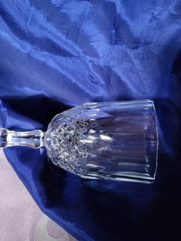 Čaše: Case nove italijanske za vino. 80,90te. Case komada 6 u — 12