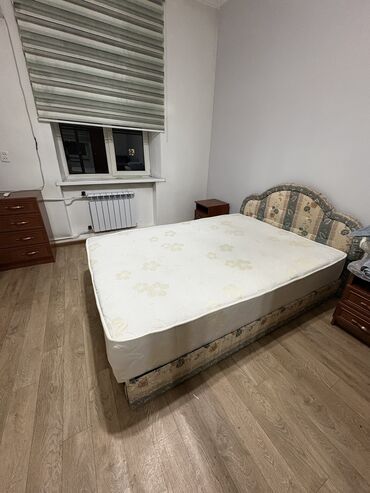 односпальная кровать с матрасом бишкек: Двуспальная кровать, Б/у, С матрасом, Дерево, длина - 190 см