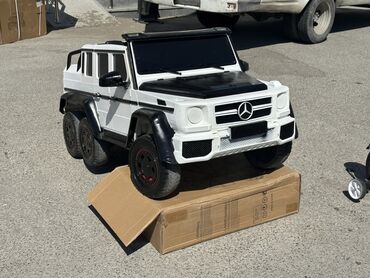 Uşaq üçün elektrik maşınları: Uşaqlar üçün elektrikli miniatür 6x6 off-road maşın Xüsusiyyətlər: -