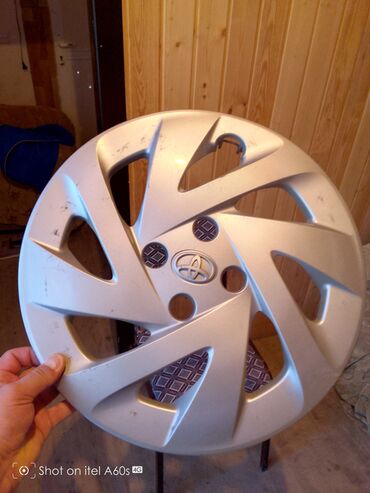 toros disk satilir: Avtomobil təkər örtüyü (kalpak) – 1 ədəd - Material: plastik - Rəng