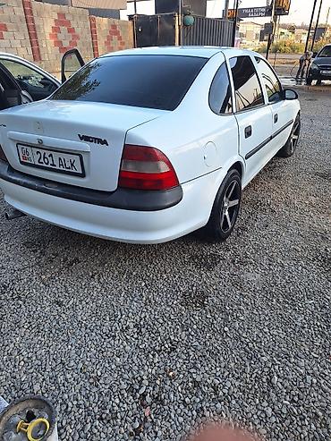 опел вектира: Opel Vectra: 1996 г., 1.8 л, Механика, Бензин, Седан — 6