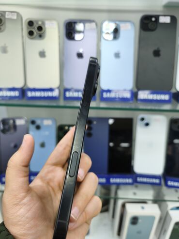 Apple iPhone: IPhone 14, Qara, Face ID — 6