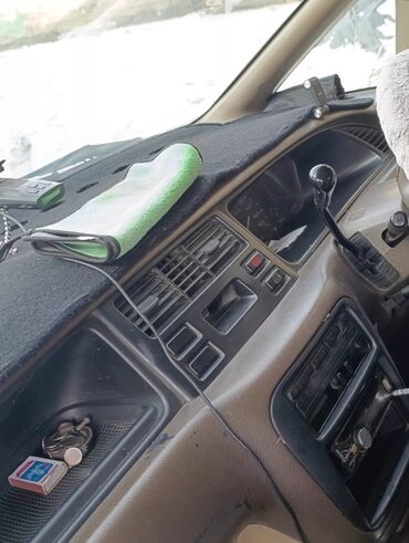 Honda: Honda Odyssey: 1998 г., 2.3 л, Автомат, Бензин, Минивэн — 4