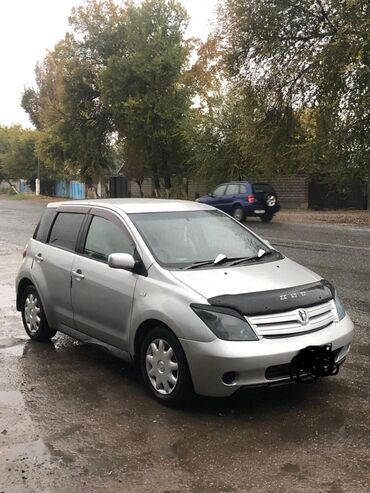 Toyota: Toyota ist: 2003 г., 1.3 л, Автомат, Бензин, Хэтчбэк