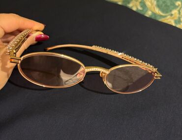 optik eynekler qiymetleri: Gün eynəyi, Yeni