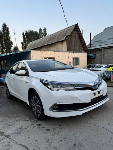 Toyota: Toyota Corolla: 2019 г., 1.8 л, Робот, Гибрид, Седан