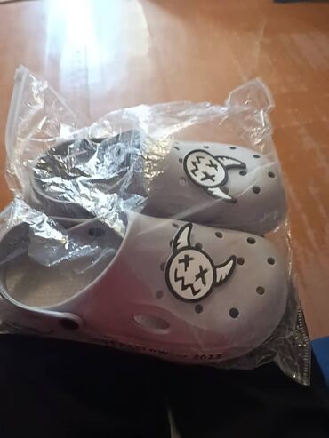 кроксы мужские купить: Мужские сандалии, 42.5, Crocs, Новый, цвет - Серый