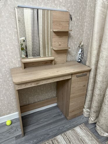 пластиковые комоды бишкек: Туалетный столик, Б/у, Со шкафом, цвет - Бежевый, Дерево at lalafo.kg пластиковые комоды бишкек: Туалетный столик, Б/у, Со шкафом, цвет - Бежевый, Дерево