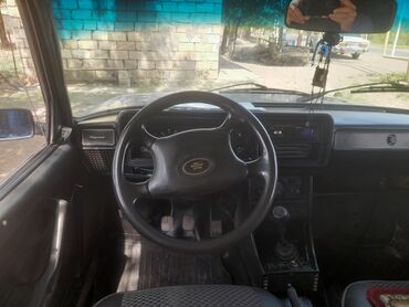 куплю машину в баку: VAZ 2107, salon və mühərrik hissəsinin detallı şəkilləri