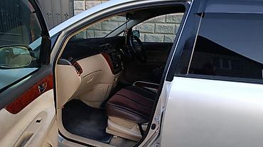 voxy noah: Toyota Ipsum: 2003 г., 2.4 л, Автомат, Бензин, Минивэн — 5