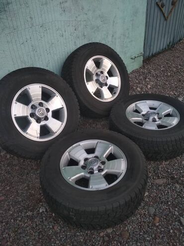 Колеса в сборе: Колеса в сборе 265 / 65 / R 17, Зимняя шипованная, Б/у, Комплект, Внедорожные (АТ/МТ), Литые, отверстий - 6 — 8