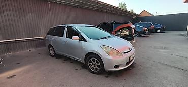 Toyota WISH: 2003 г., 1.8 л, Автомат, Бензин, Минивэн