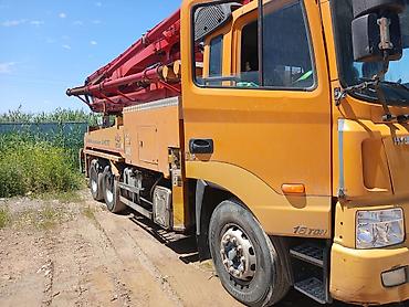 Бетононасос, Hyundai, 2006 г., менее 20 м