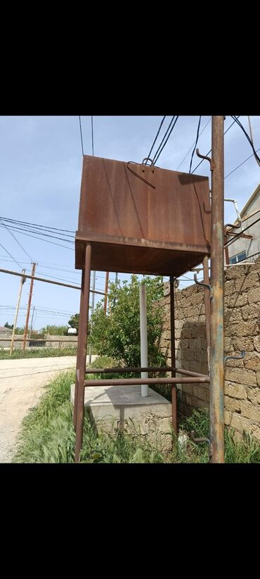 Baklar və çənlər: Bak, Metal, 2000 l l, İşlənmiş, Ünvandan götürmə