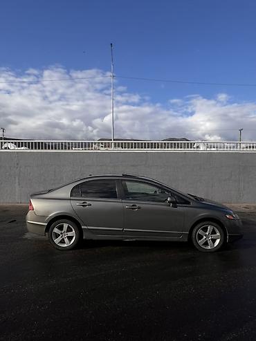 Honda: Honda Civic: 2006 г., 1.6 л, Автомат, Бензин, Седан — 4
