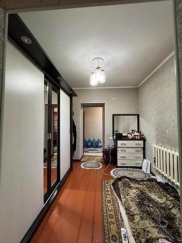 Продажа полдома: Есть торг Продаётся дом с кирпичным забором и откатными — 8