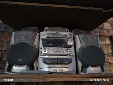 колонка музыкалный: Музыкальный центр JVC MX-J787V с акустикой Комплектация: - основной