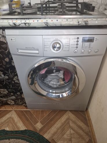 qurutma aparati: Paltaryuyan maşın LG, 5 kq, Avtomat, Qurutmasız