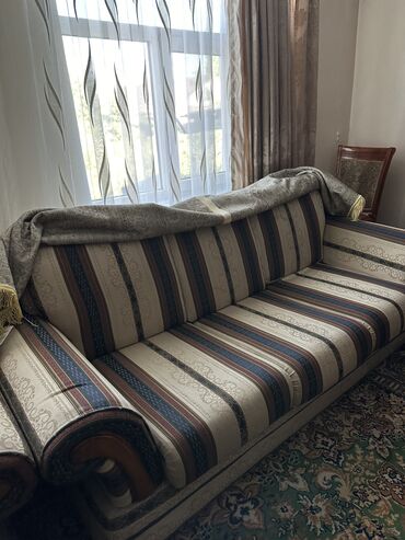 мебель шкав: Диван-кровать, цвет - Коричневый, Б/у
