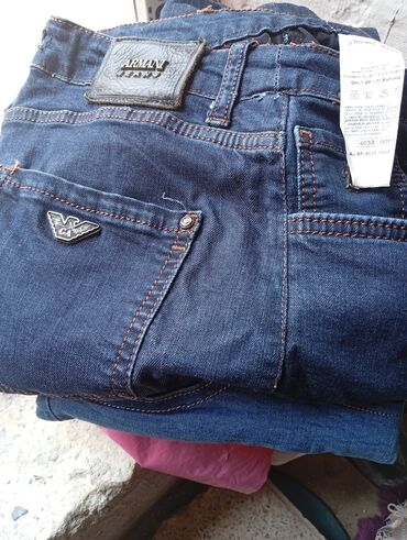Cinslər: Cins şalvar, Armani Exchange, XS (EU 34)