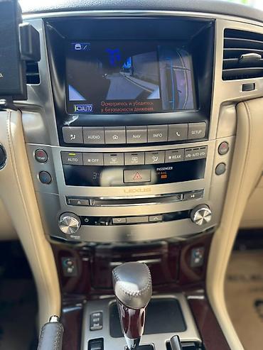 Lexus: Lexus LX: 2013 г., 5.7 л, Автомат, Бензин, Внедорожник — 9