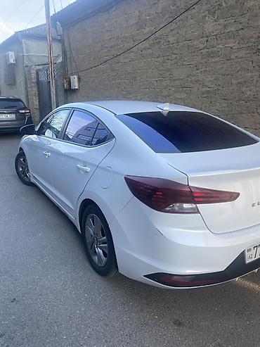 elantra diffuser: Hyundai Elantra sedan – ağ rəng, son nəsil (facelift) dizayn. Texniki — 4