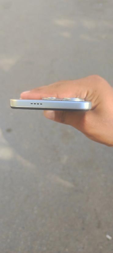 htc one a9 32gb silver: Məhsul: Smartfon (gümüş/açıq boz rəng) Xüsusiyyətlər və dizayn: - — 5