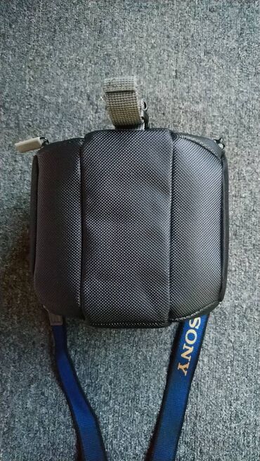Torbe i futrole za kamere: Sony torba za aparat nova 2000din. i rezerni kaiš ide uz torbicu na lalafo.rs — 7 Torbe i futrole za kamere: Sony torba za aparat nova 2000din. i rezerni kaiš ide uz torbicu — 7