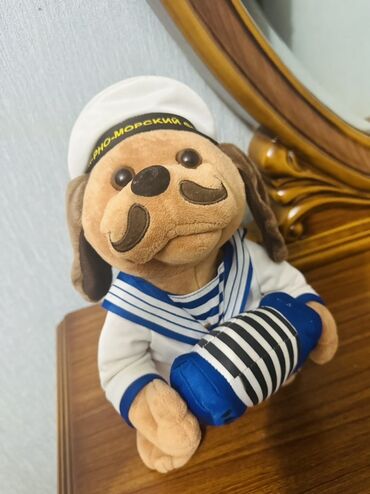 Oyuncaqlar: Dənizçi geyimində, ağ papaq, mavi zolaqlı köynək geyinmiş və -da lalafo.az — 2 Oyuncaqlar: Dənizçi geyimində, ağ papaq, mavi zolaqlı köynək geyinmiş və — 2