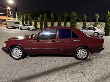 mini canta: Mercedes-Benz 190 (W201): 2 l | 1987 il Sedan — 2