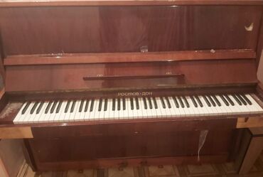 korg pa 600 satilir: Piano, Rostov-Don, Ünvandan götürmə