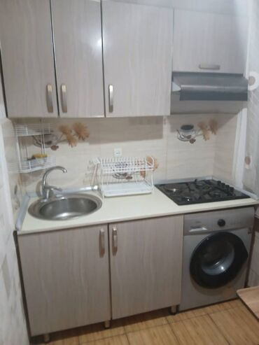 Uzunmüddətli kirayə mənzillər: Sumqayıt bazara avtovagzala bulvara yaxin ərazidə yerlesir 5 mərtəbəli -da lalafo.az — 7 Uzunmüddətli kirayə mənzillər: Sumqayıt bazara avtovagzala bulvara yaxin ərazidə yerlesir 5 mərtəbəli — 7