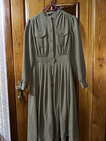 Dəstlər, kostyumlar: 5-15 azn arası geyimlər Qadın geyim dəsti – məhsul 1) Kobalt-mavi — 4