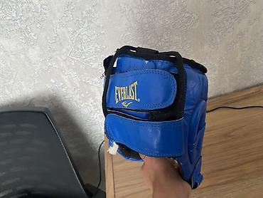 şuadan qoruyan eynək: Everlast boks/kikboks üçün başlıq - Rəng: mavi, qara detallarla - — 1