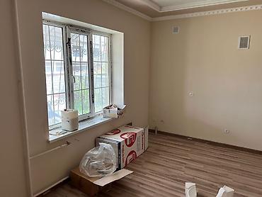 Аренда помещений свободного назначения: ПРОДАЕТСЯ 3-х этажный дом Район: Жиделик Площадь: 600 кв.м Участок: 10 — 9