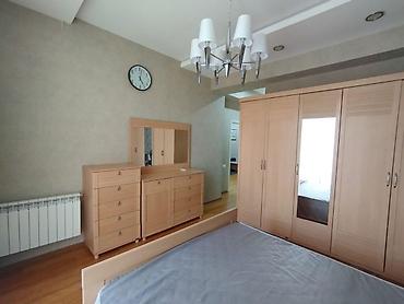 evler kiraye: İcarəyə verilir 3 otaqlı yeni tikili 104 m², Ağ şəhər q. Kateqoriya — 8