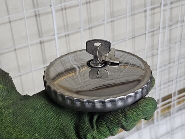 Лючки бензобака: Лючок бензобака Mercedes-Benz Новый, Аналог — 7