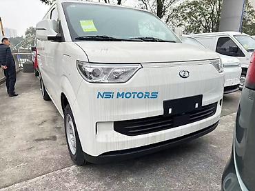 byd e1: Электрический фургон Ruichi EC75 с закрытым грузовым фургоном Год — 1