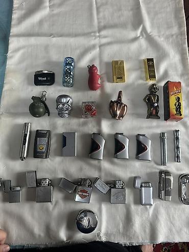 Зажигалки: Коллекция зажигалок — набор из различных моделей и форм каждая по — 1