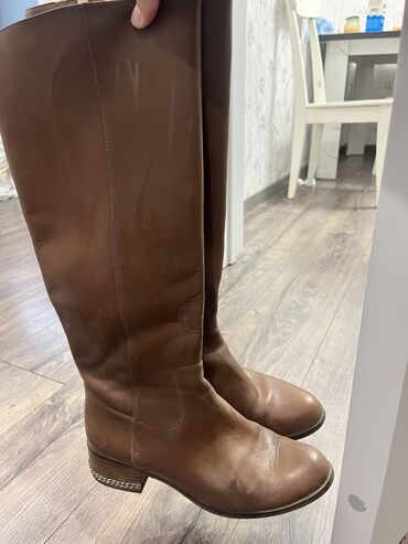 Сапоги: Сапоги, 39, Michael Kors, Б/у, цвет - Коричневый, Платная доставка, Самовывоз