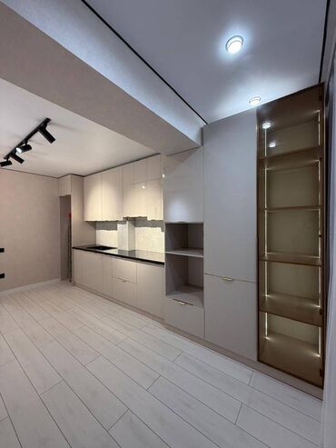 Продажа квартир: 1 комната, 43 м², Элитка, 2 этаж, Евроремонт