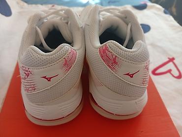 puslice cena: @ Mizuno br.38(gaziste 24 cm) Kao NOVE @ TOP Mizuno Wave Voltage — 4