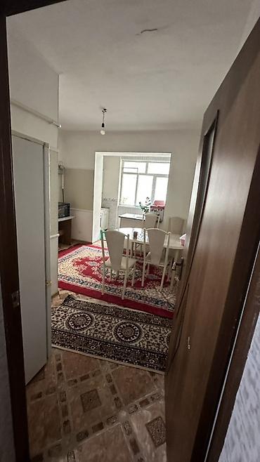 1ком кв бишкек: Сдаётся отдельная комната в квартире. Строго для девушек - Светлая — 3