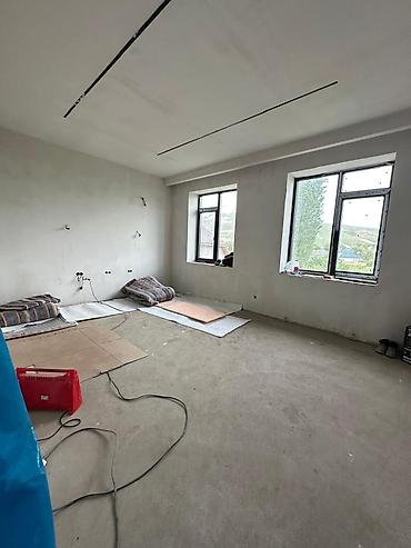 Продажа коттеджей и домов: 📣 Продаётся роскошный дом в VIP-городке! 📍 Локация: с. Беш-Кунгой — 9