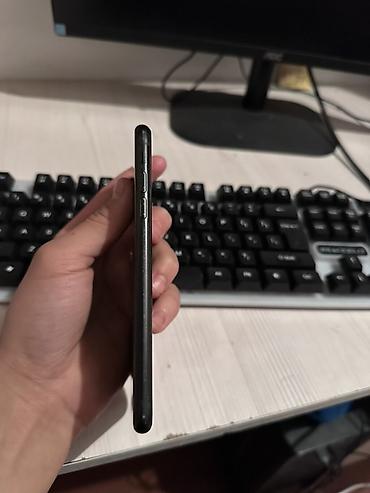 айфон 11 дешевле: IPhone XR, черный - Экран 6.1" Liquid Retina (IPS), True Tone, жесты — 5