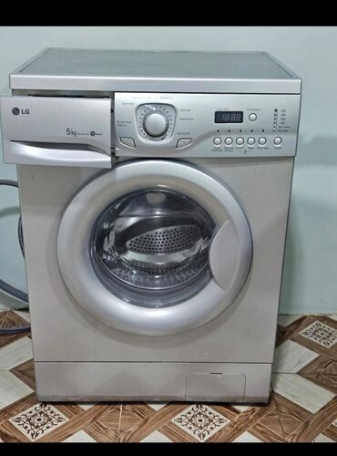 indesit paltaryuyan masin 5 kq: Paltaryuyan maşın LG, 5 kq